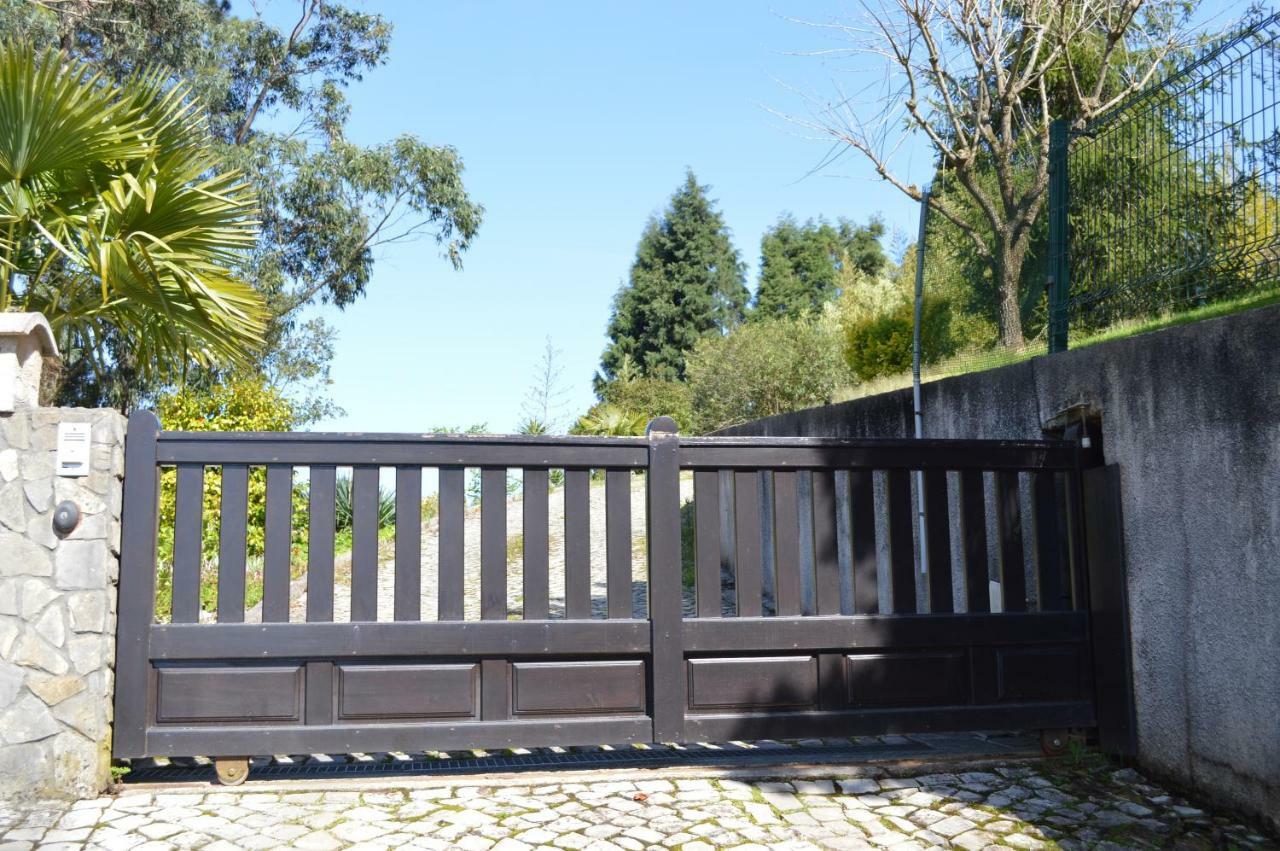 Bamboo Guest House Agueda Bagian luar foto